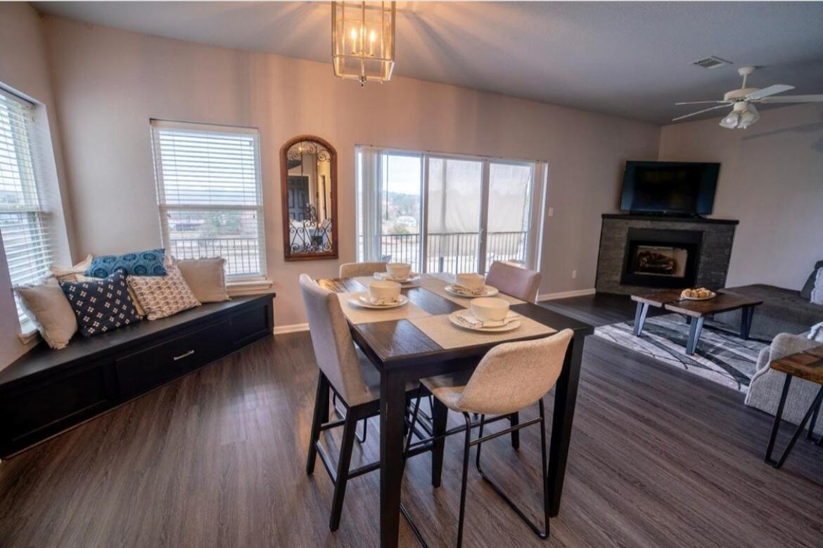 Brooklynn'S Bay, Elegant Lakefront Condo Retreat Хот Спрингс Екстериор снимка